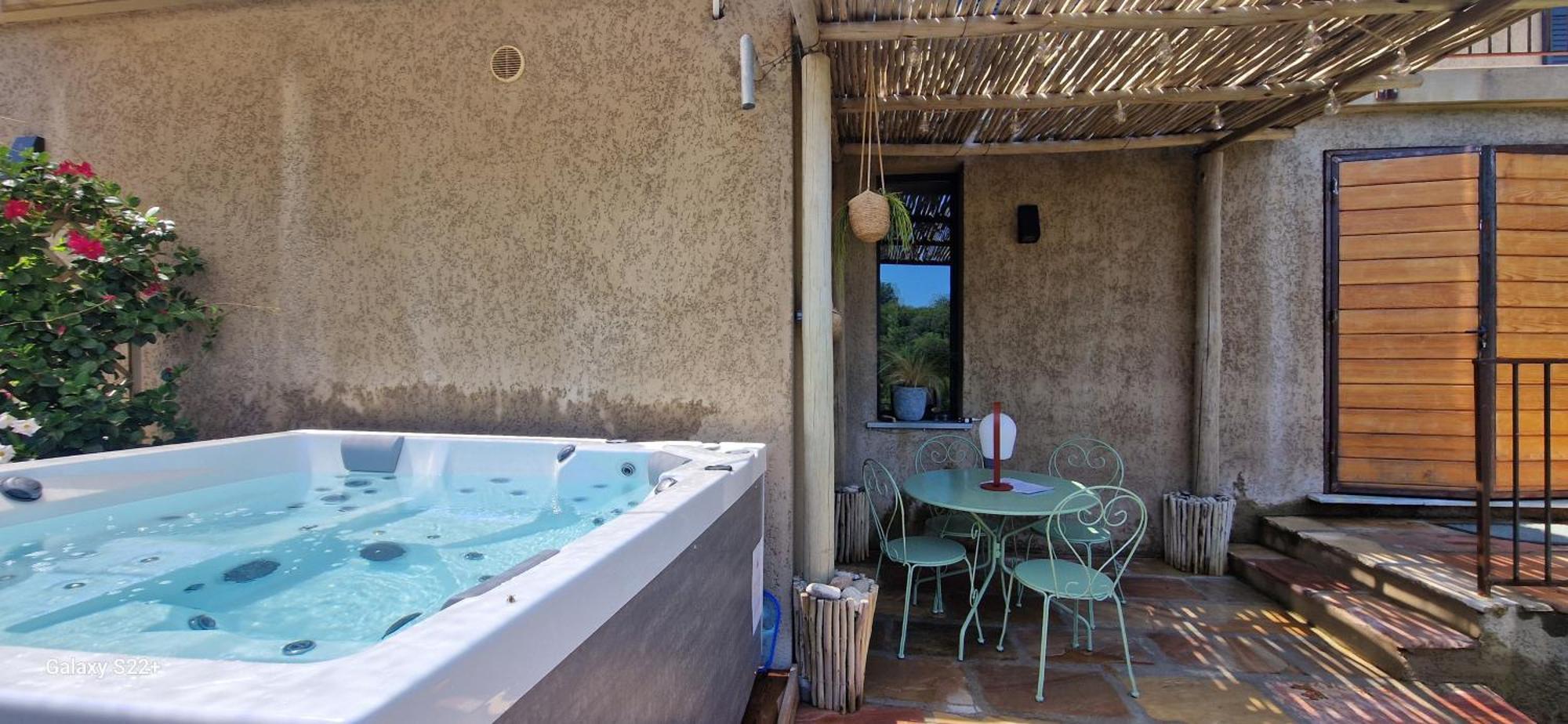 A Pasturella, Jacuzzi Spa Venzolasca 外观 照片